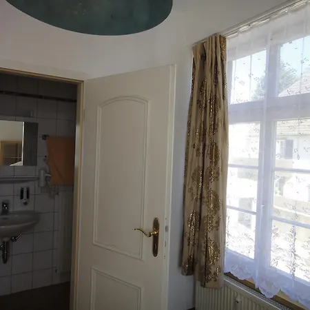 And Ferienwohnung Kung Fu Haus