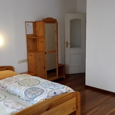 And Ferienwohnung Kung Fu Haus